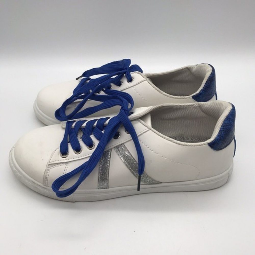 Jellypop Comfort Fit Breezy Casual‎ Sneakers Women's size 9M White & Blue Shoes